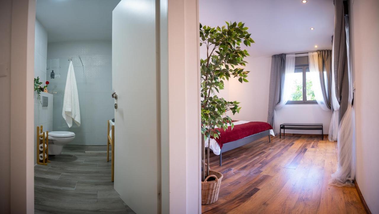 Harav Kuk Modern Apartment By Nimizz Jerusalem Ngoại thất bức ảnh
