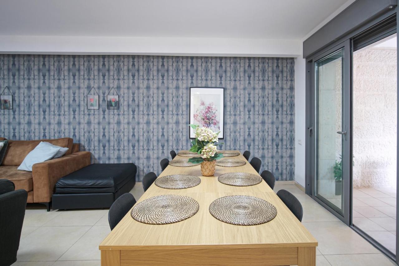 Harav Kuk Modern Apartment By Nimizz Jerusalem Ngoại thất bức ảnh