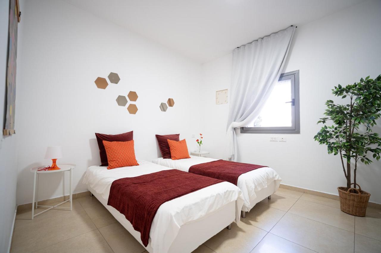 Harav Kuk Modern Apartment By Nimizz Jerusalem Ngoại thất bức ảnh