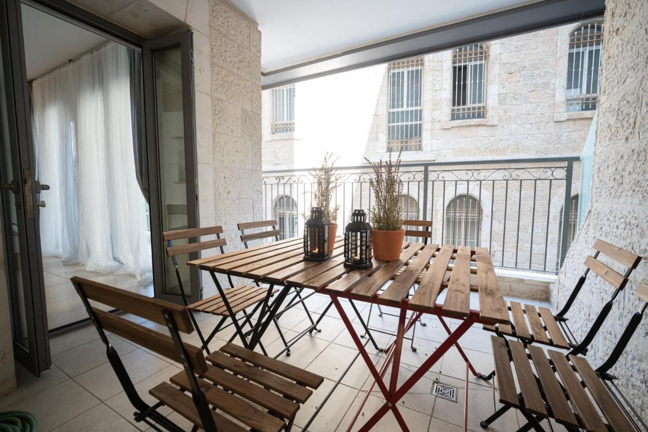 Harav Kuk Modern Apartment By Nimizz Jerusalem Ngoại thất bức ảnh