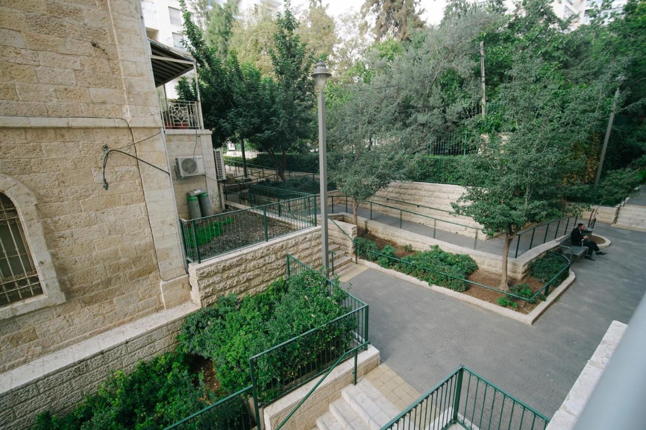 Harav Kuk Modern Apartment By Nimizz Jerusalem Ngoại thất bức ảnh
